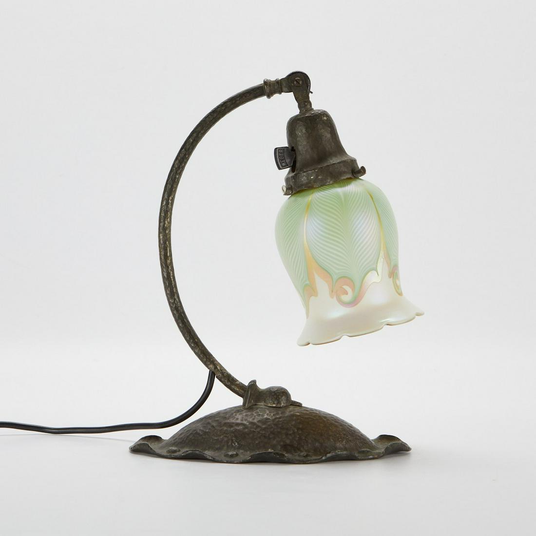 Quezal Glass Feather Arts & Crafts Lamp (1 of 9)