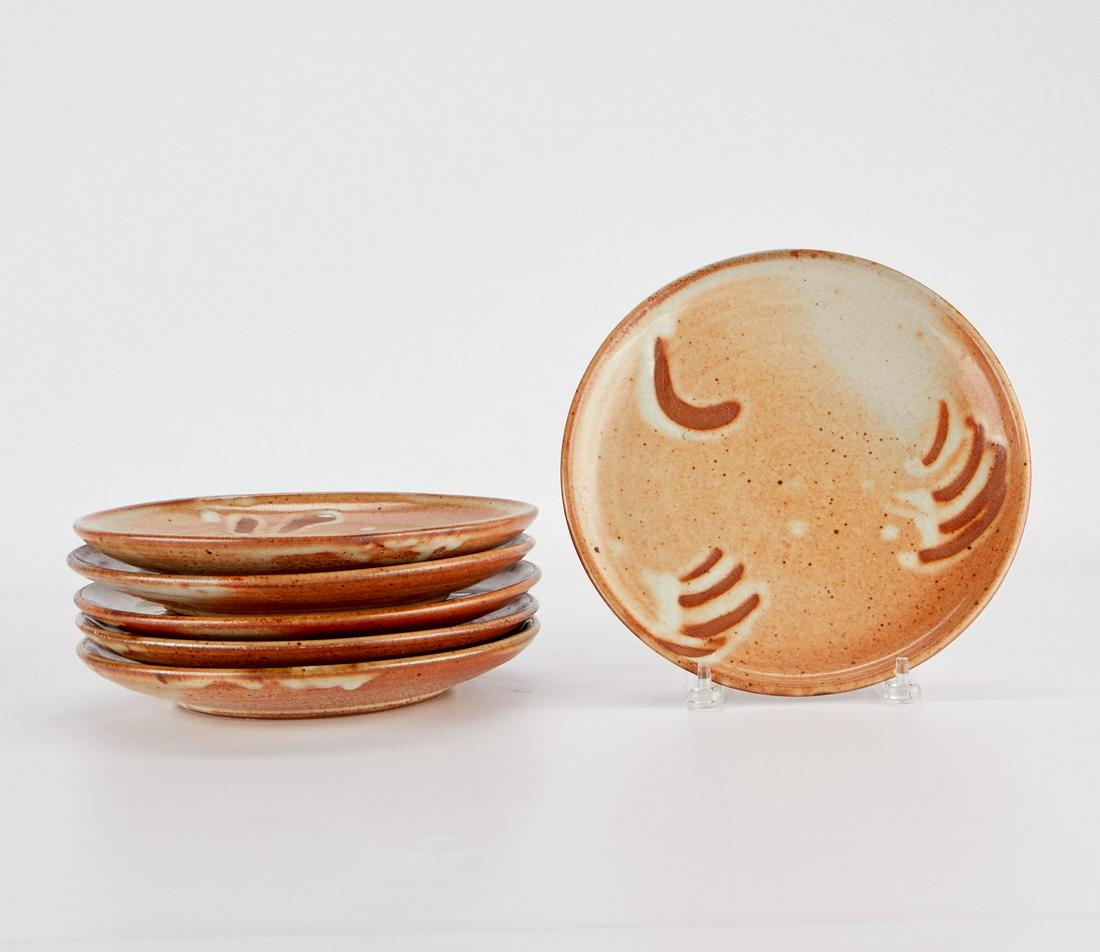 Set 6 Warren MacKenzie Dinner Plates - Marked (1 of 8)