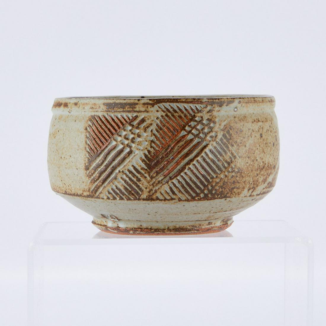 Warren MacKenzie Large Bowl w/ Incisions - Marked (1 of 7)