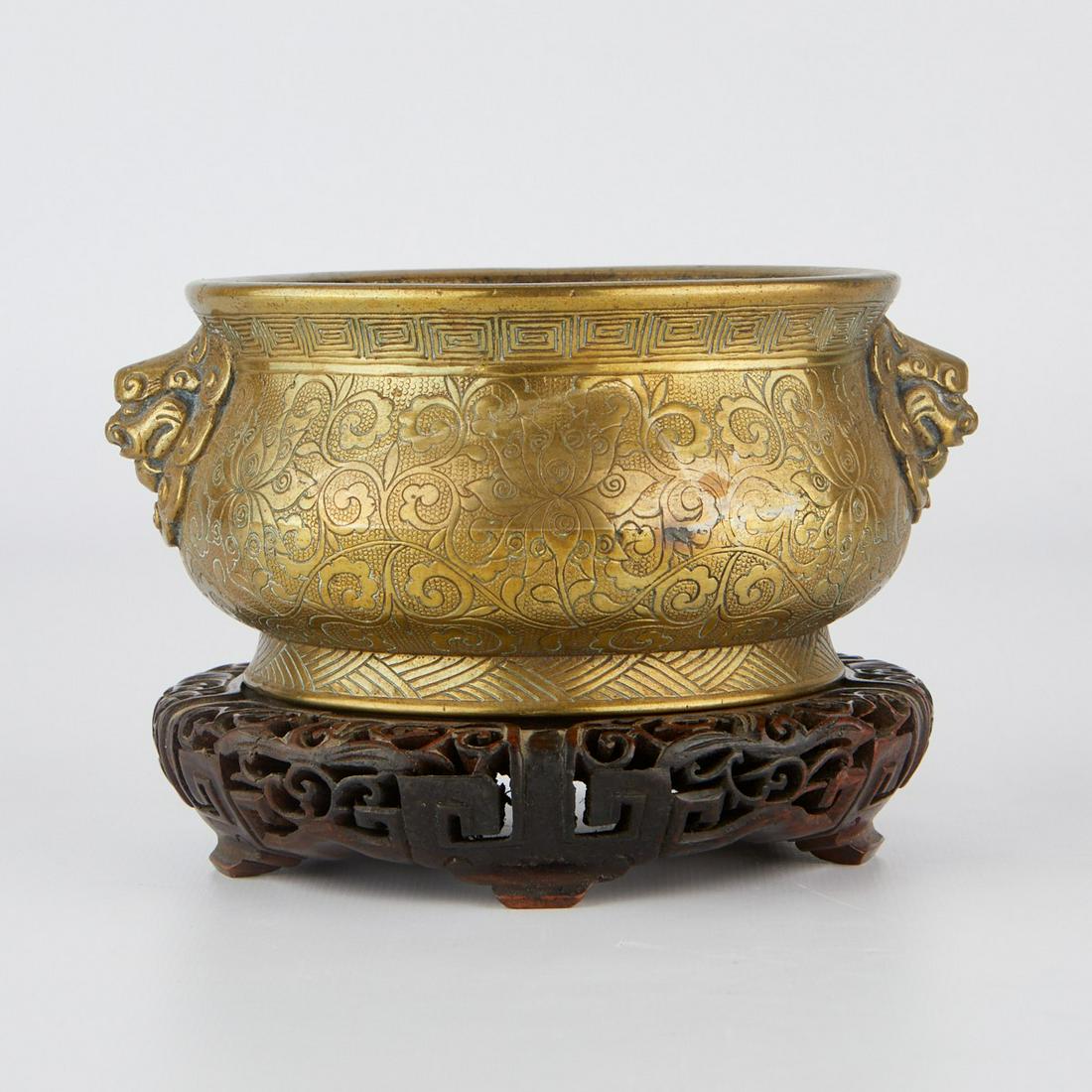 Chinese 18th/19th c. Bronze Censer Xuande Mark (1 of 9)