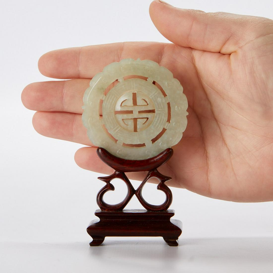 Chinese Jade Prayer Wheel w/ Stand (1 of 7)