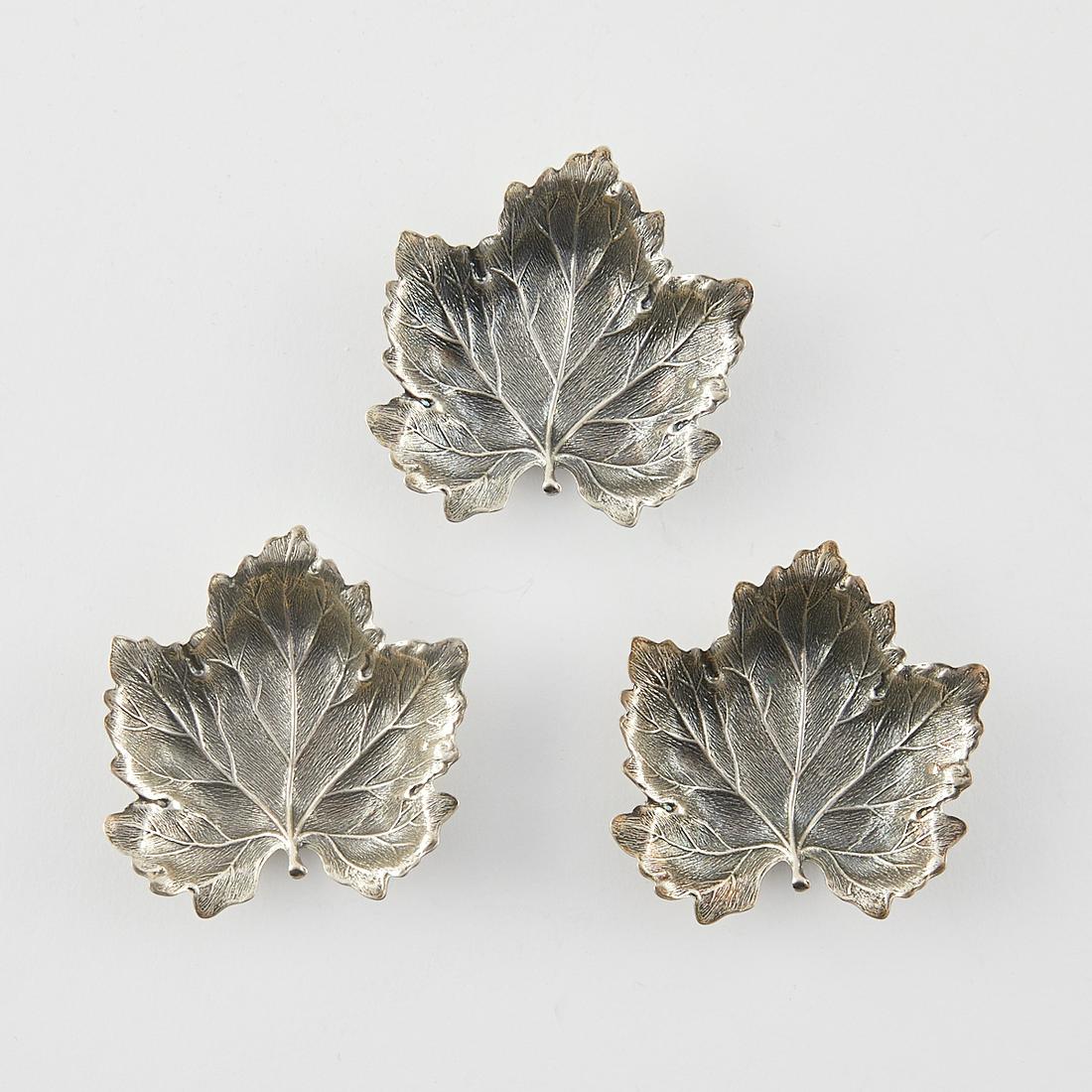 3 Mini Buccellati Sterling Silver Leaf Dishes (1 of 4)