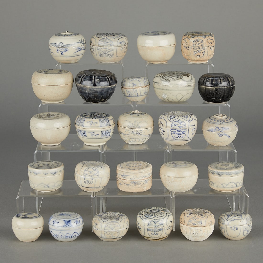 25 Chinese Small Ceramic Makeup Boxes (1 of 18)