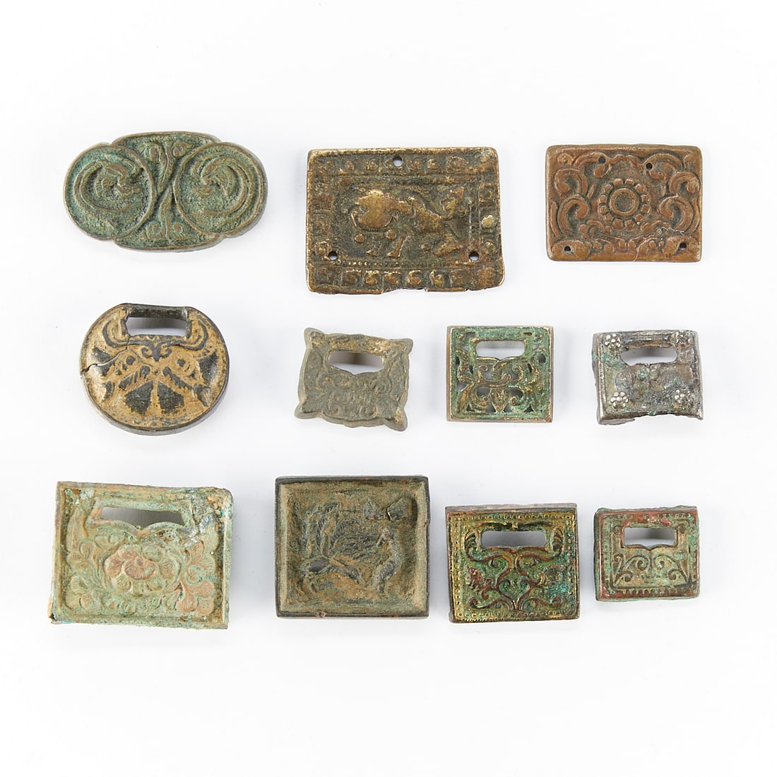 Grp 11 Chinese Ming Bronze Belt Fittings (1 of 5)