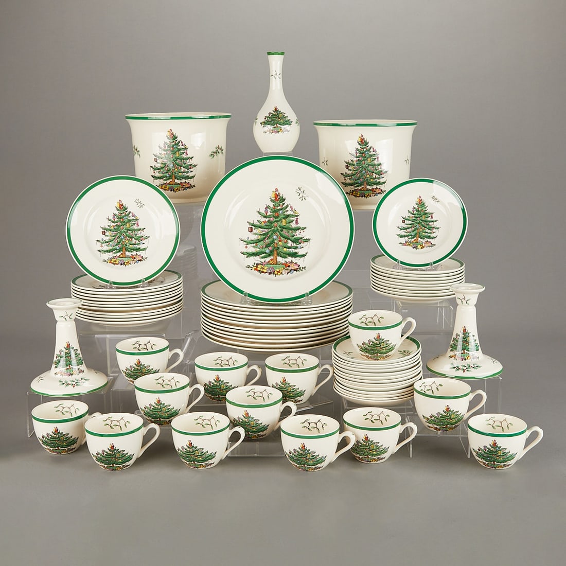 66 Pcs Spode "Christmas Tree" Service Set (1 of 20)