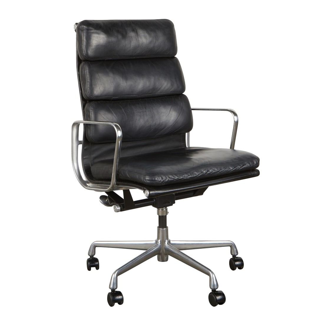 Eames Soft Pad Executive Chair MCM (1 of 11)