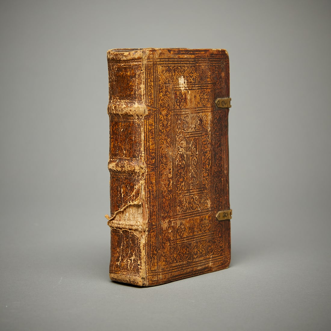 Ryff "Kurtzes Handtbuchlein und Experiment" 1599: Walther Hermann Ryff (French/German, 1500-1548). "Kurtzes Handtbuchlein und Experiment vieler Arznenen durch denganken Corper des Menschens von dem Haupt bis auf die Fuss." Published in Strasbourg, 15