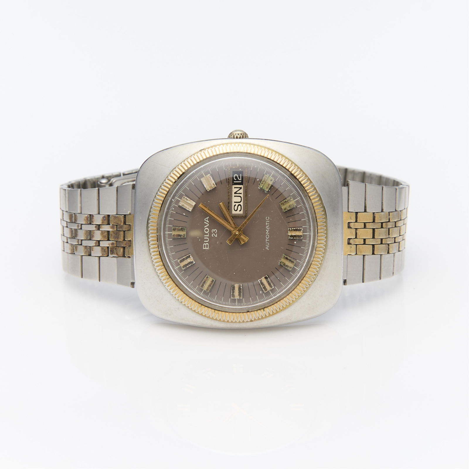Bulova 23 Automatic Watch (1 of 3)
