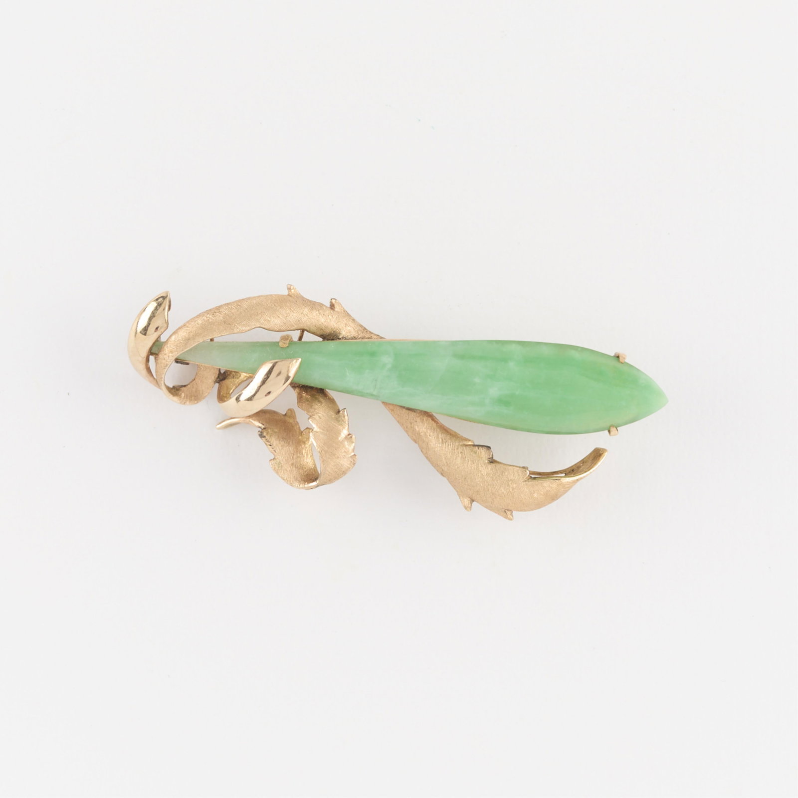 14k Yellow Gold & Jadeite Brooch (1 of 3)