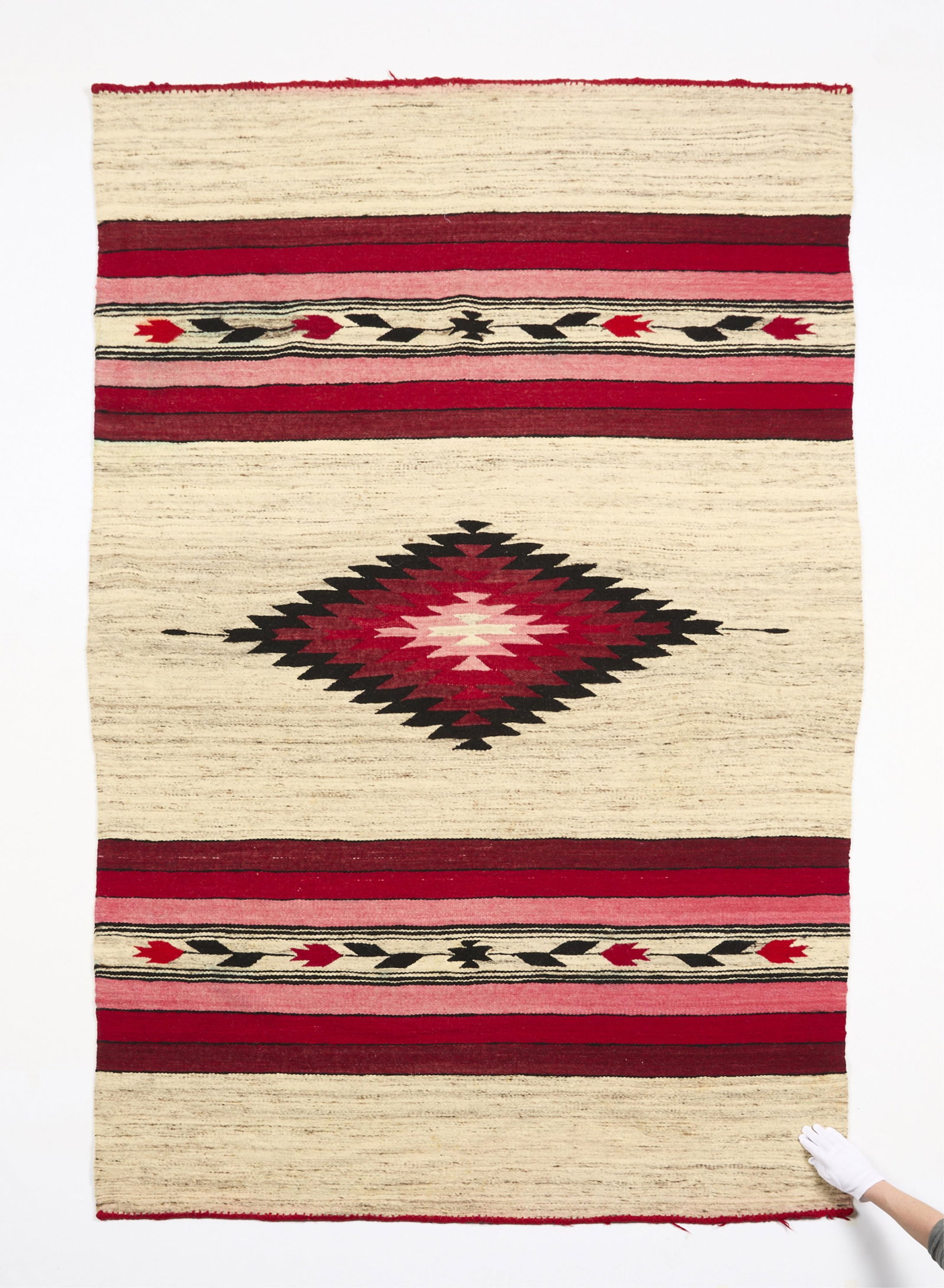 Lrg Mexican Zapotec Wool Rose Rug 7'11"x5'2": Vintage Mexican Zapotec or Oaxacan-style rug, ca. 20th century. Woven with wools dyed in reds and black. The carpet featuring a central medallion in the form of a serrated diamond depicted between two