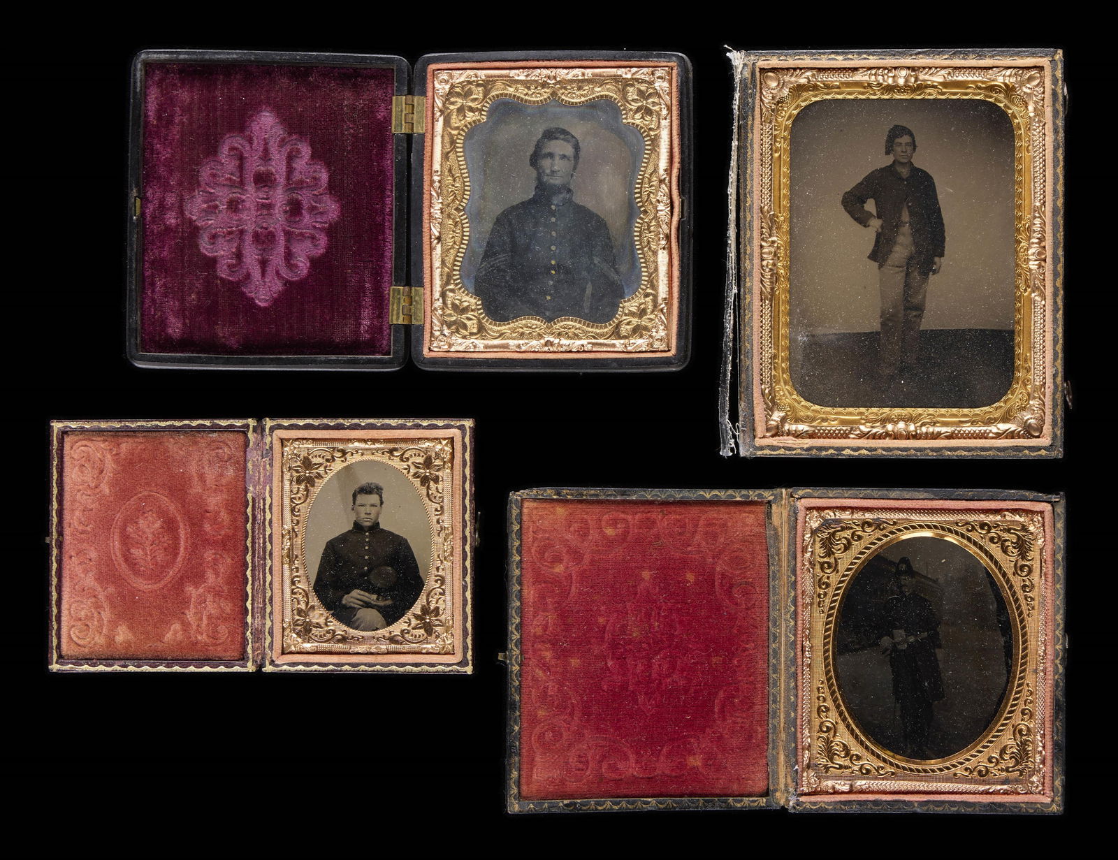 4 Daguerreotype or Tintype Soldier Portrait Photos (1 of 2)