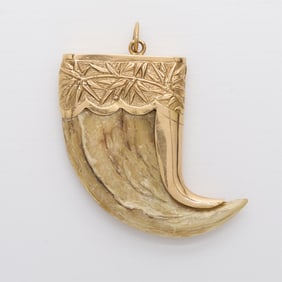 18k Yellow Gold Claw Pendant