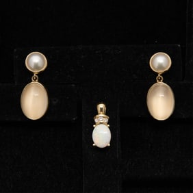 Group 14k Earrings & Pendant