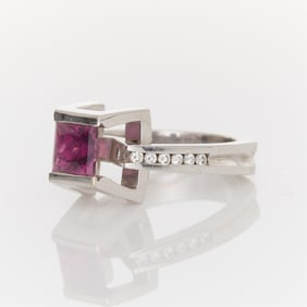 14k White Gold Diamond & Tourmaline Ring