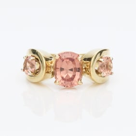 18k Gold & Pink Glass Ring