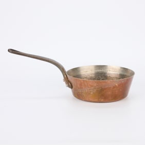 Vintage 9.25" Copper Saucepan