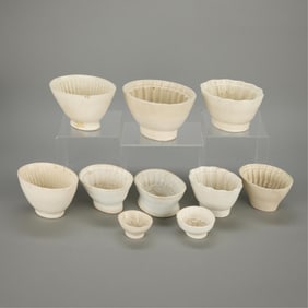11 Wedgwood Creamware Pottery Jelly Molds
