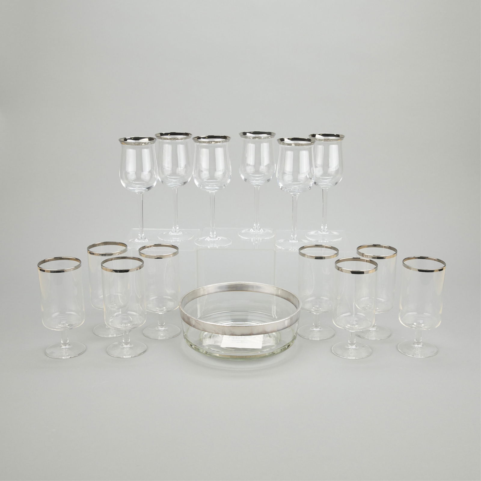 15 Pc Dorothy C. Thorpe Inc. Silver-Band Glassware (1 of 4)