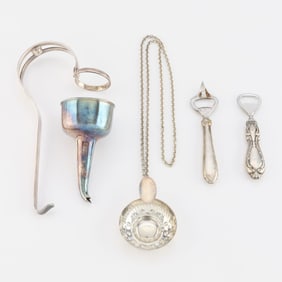 5 Sterling & Plated Kitchen & Wine Items 484.1 g