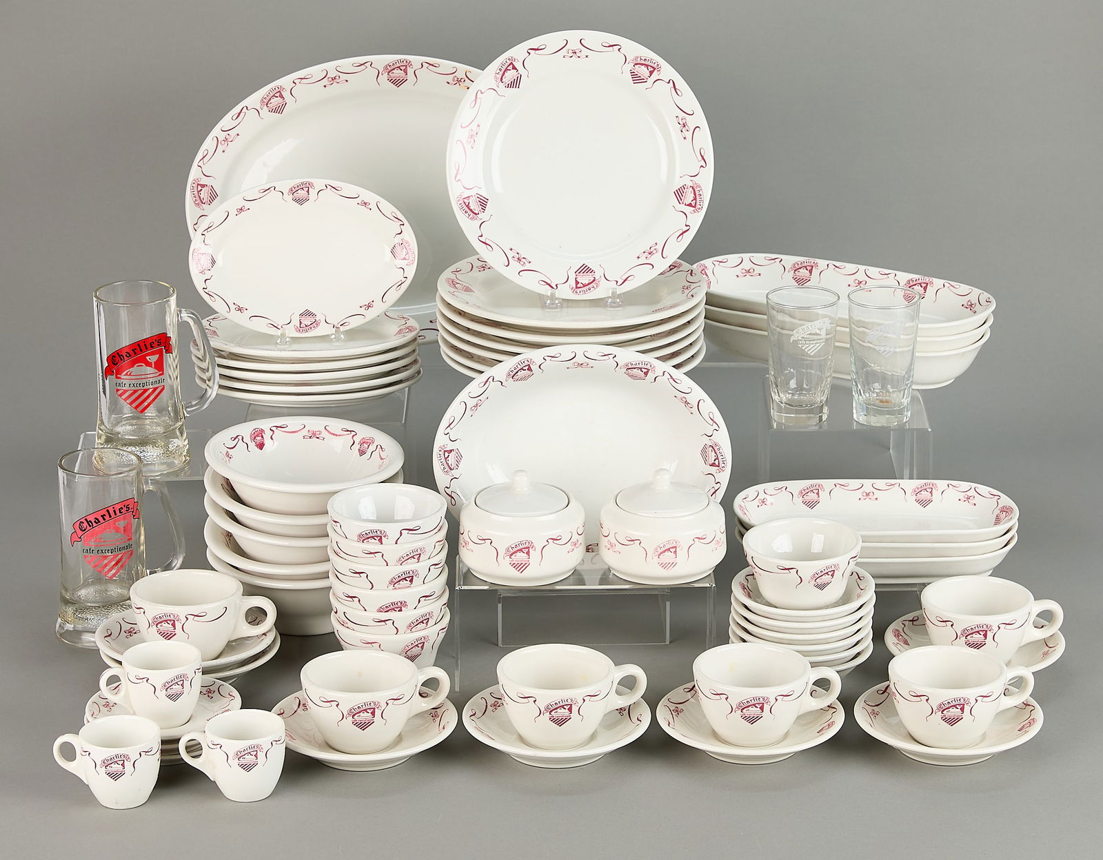 Set of Charlie's Cafe Exceptionale Restaurant Ware (1 of 10)