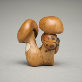 David Carlin "Mushrooms w/ Ladybug" Ojime 1993