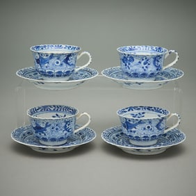 Set 4 Chinese Kangxi Porcelain Cups & Saucers