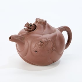 Chinese Yixing Teapot w/ Moving Dragon's Head