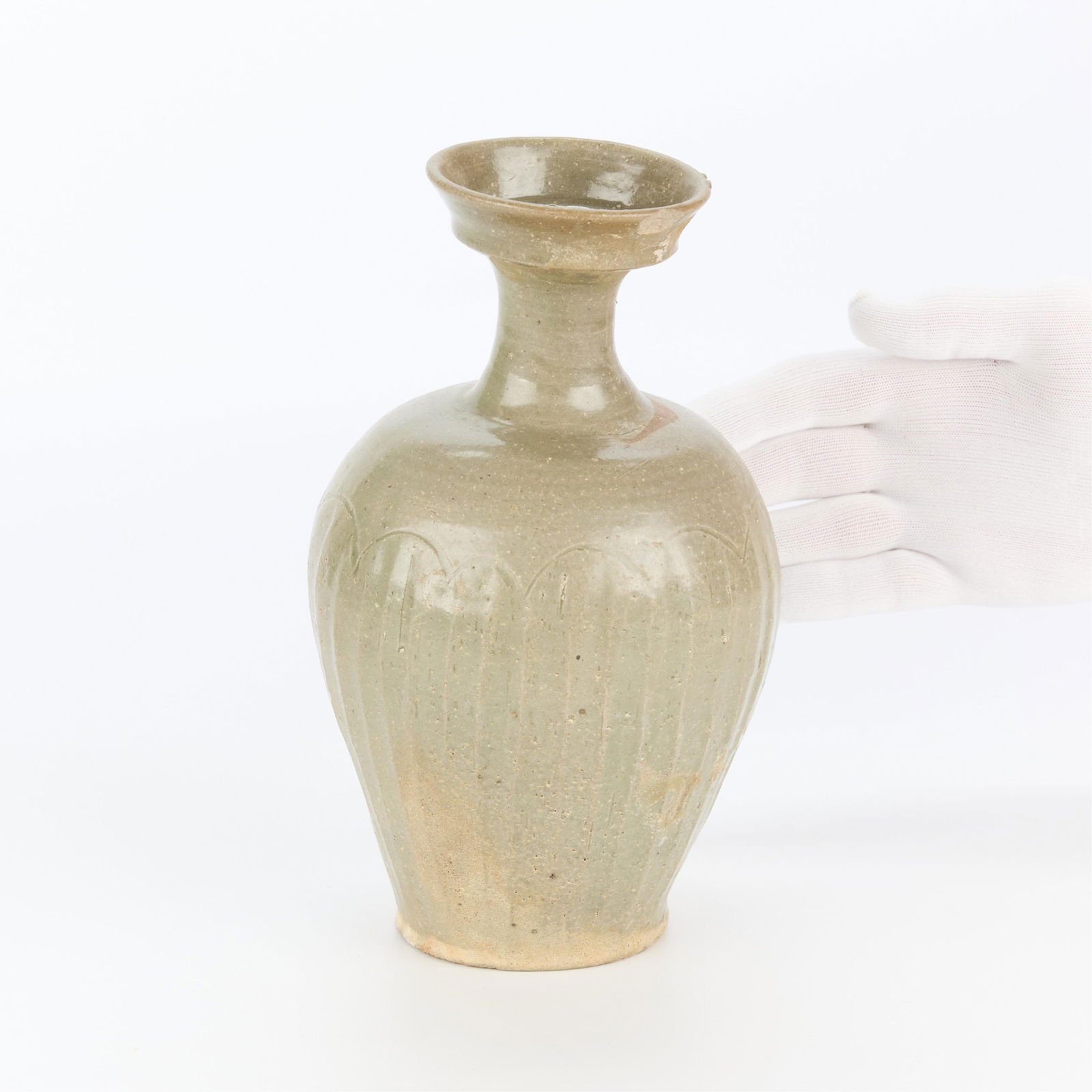 Korean Koryo Celadon Glaze Baluster Vase (1 of 10)