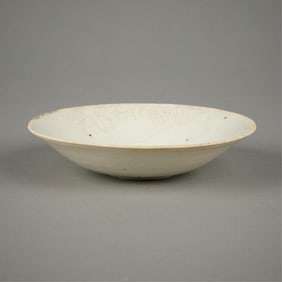 Chinese Song Dynasty Qing Bai Porcelain Dish