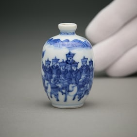 19th c. Chinese Qing B&W Porcelain Snuff Bottle