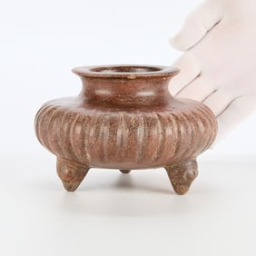 Colima Gardrooned Squash-Form Vessel