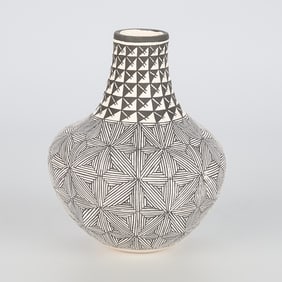 Carrie Chino Charlie Acoma Pueblo Vase