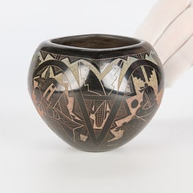 Dalawepi Sgraffito Blackware Pueblo Pottery Pot
