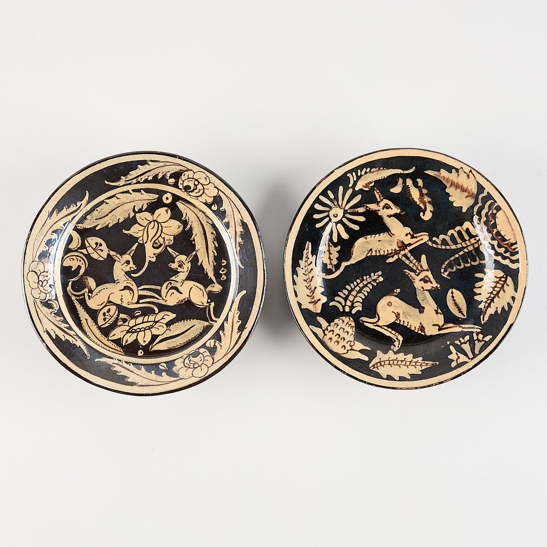 2 Mexican Tlaquepaque Fantasia Pottery Plates (1 of 5)