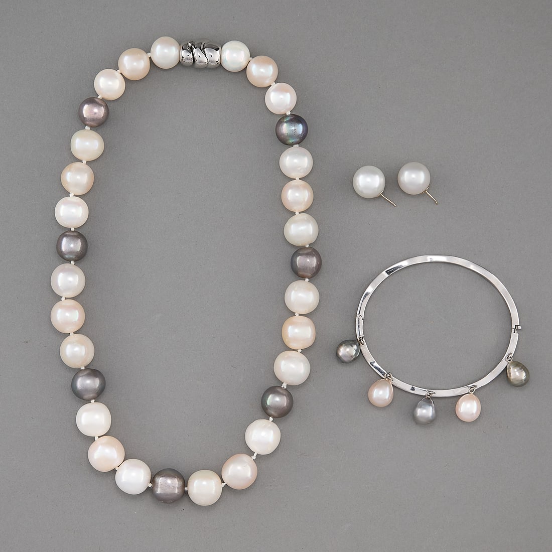 Gold & Pearl Necklace Bracelet & Studs (1 of 2)