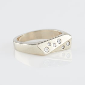 14k White Gold & Diamond Ring
