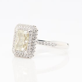 18k White Gold & Diamond Ring - 1.51 ct