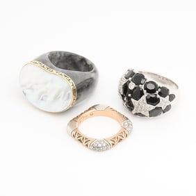 3 Modern Gold Rings