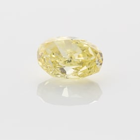 0.95 Ct Oval Fancy Yellow Diamond