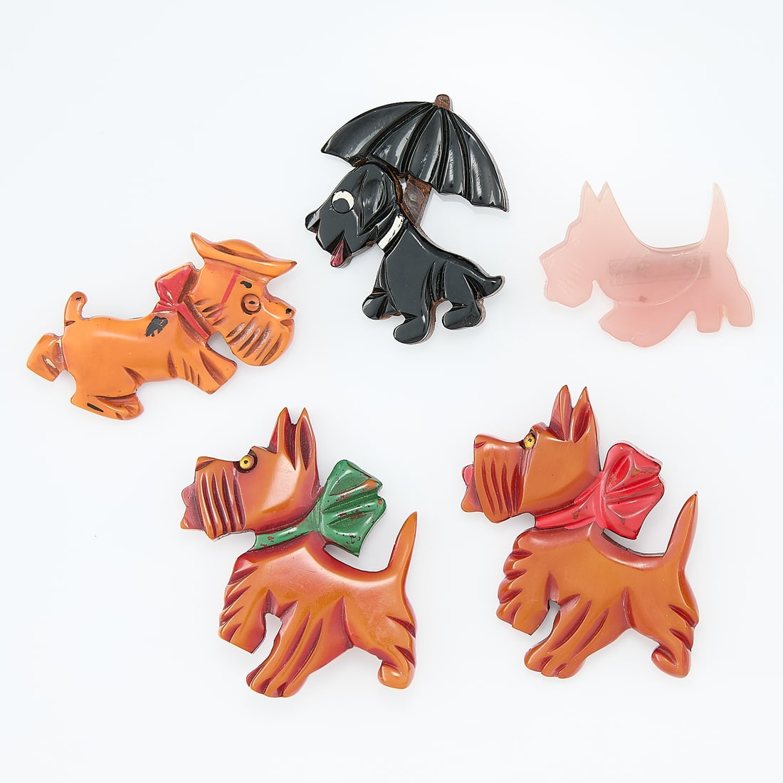 5 Bakelite & Other Scottie Dog Brooches (1 of 2)