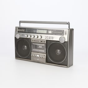 GE Model 3-5295A Boombox