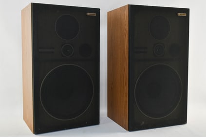 Pair Pioneer CS-G303 3-Way Speakers