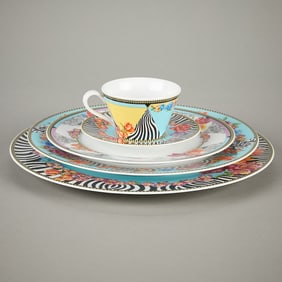 Set 5 Versace for Rosenthal "Hot Flowers" Dishes