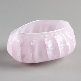 Dale Chihuly Seaform Pink Glass Bowl 1982