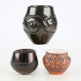 3 Small Southwestern Pueblo Pottery Vessels