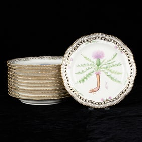 12 Royal Copenhagen Flora Danica Dinner Plates