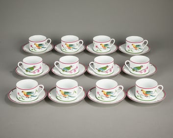 26 Pc Lynn Chase Parrots of Paradise Cups & Plates