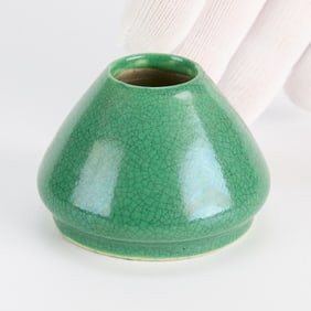 Chinese Qing Ceramic Green Crackle Glaze Waterpot