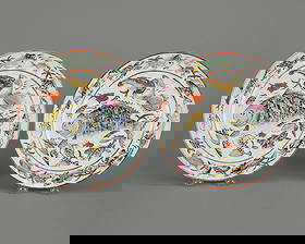 Pr Chinese Export Canton Rose Grant Fish Plates: Pair of Chinese Export Canton famille rose porcelain dinner plates, 19th century. With hand-painted depictions of fish and other sea creatures, such as crabs and other crustaceans.Similar in style to