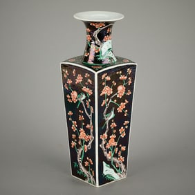 Chinese Guangxu Porcelain Famille Noir Square Vase